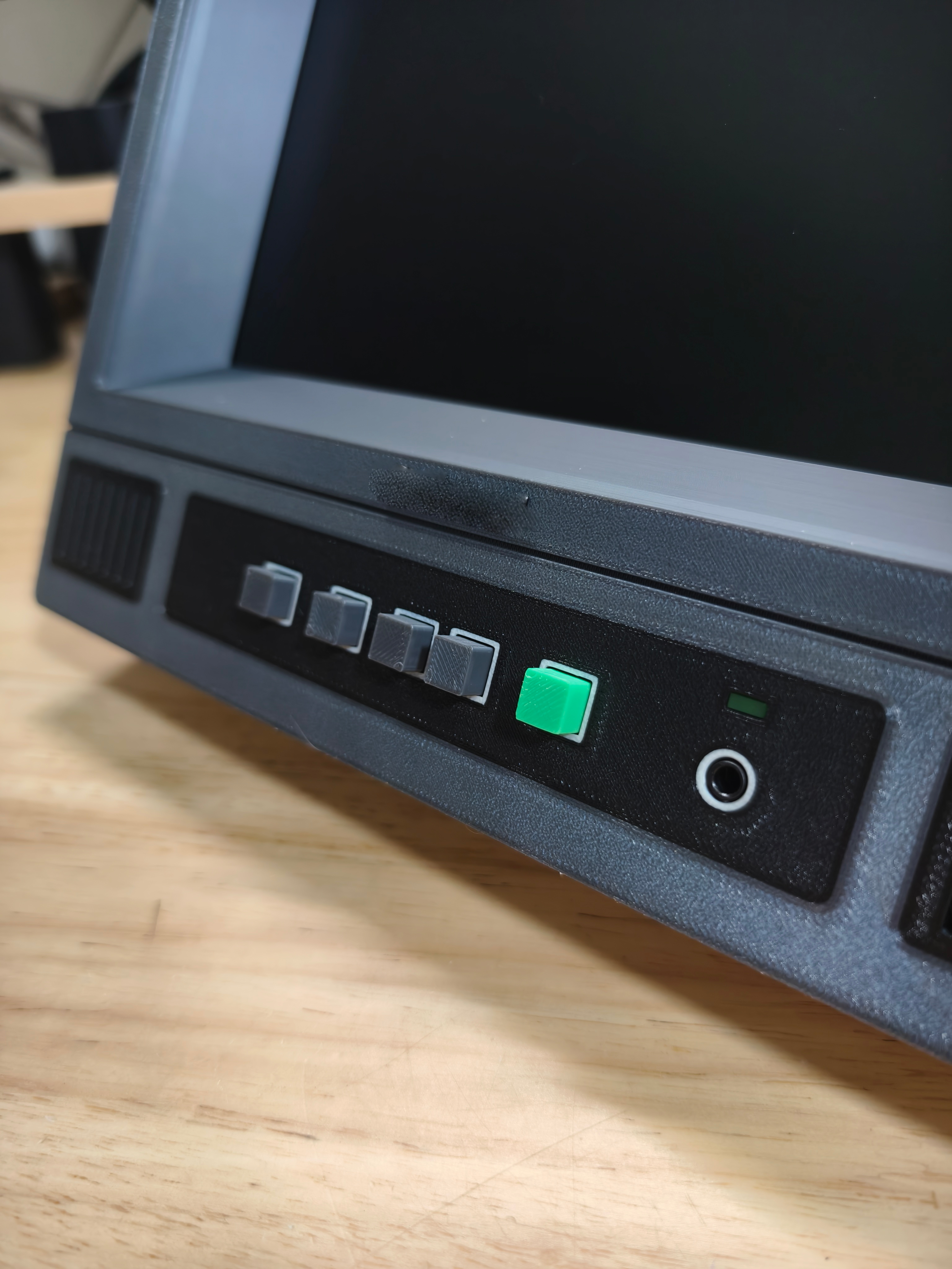 CRT Monitor Style 10.4 InchRet - Arcade Vibes avaliação e preço